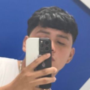 Meet your Posher, Luis